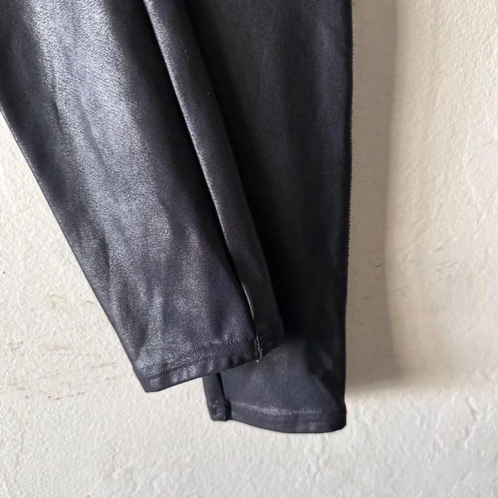 SPANX Faux Leather High-Waist Leggings Black Shaping Fit Holiday & Winter - Picture 4 of 8